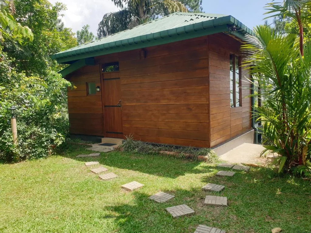 Triple Room with Mountain View — Ella Mount Relax Cottage